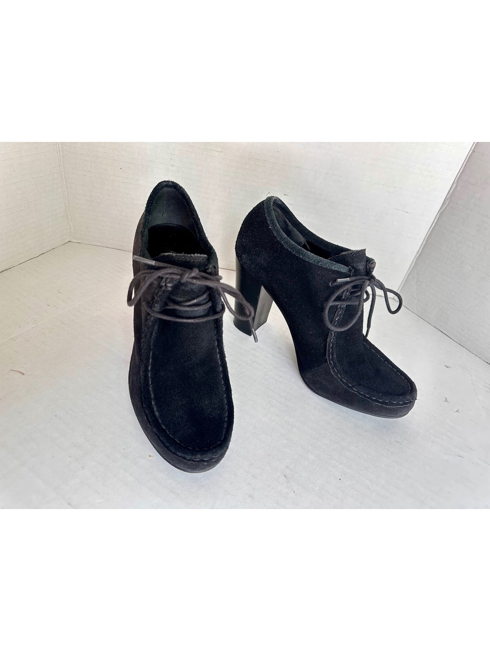 Lauren Ralph Lauren Samara Black Suede Lace-up Ankle Boots Size 8.5